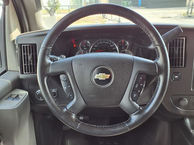 2020 Chevrolet Express Commercial Cutaway 4500 Van 177" - 23025911 - 31