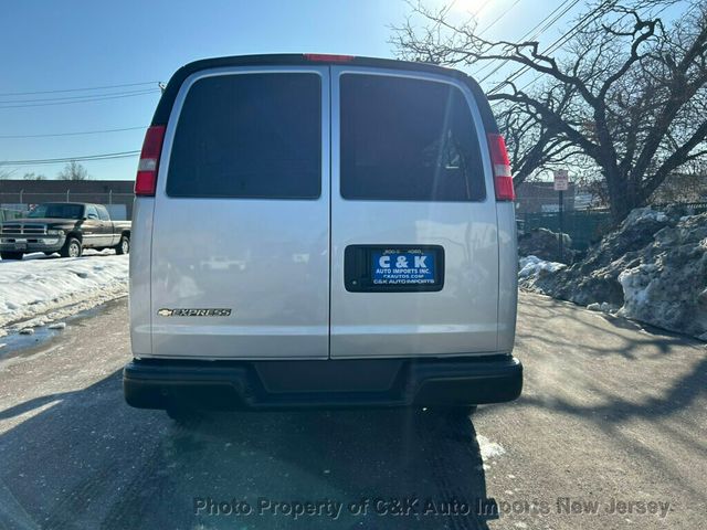 2020 Chevrolet Express Passenger 3500 155" LS EXTD WB,15 PASSENGER SEATING,REAR PARK ASSIST,6.0 - 22991455 - 10