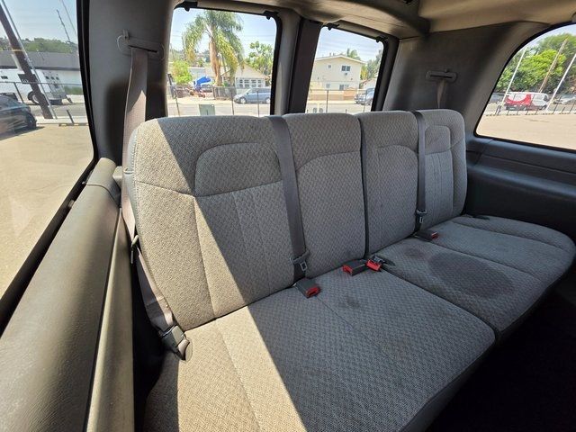 2020 Chevrolet Express Passenger RWD 2500 135" LT - 22881906 - 13