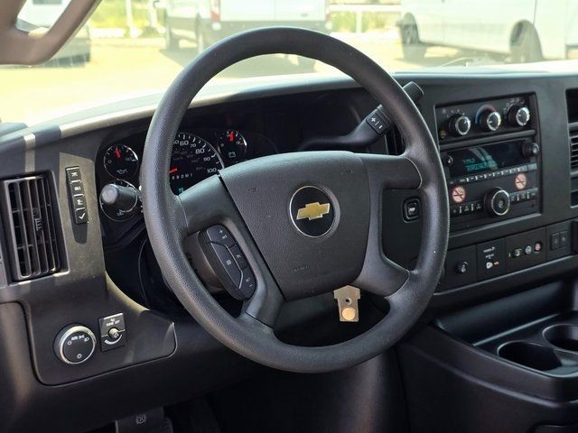 2020 Chevrolet Express Passenger RWD 2500 135" LT - 22881906 - 18