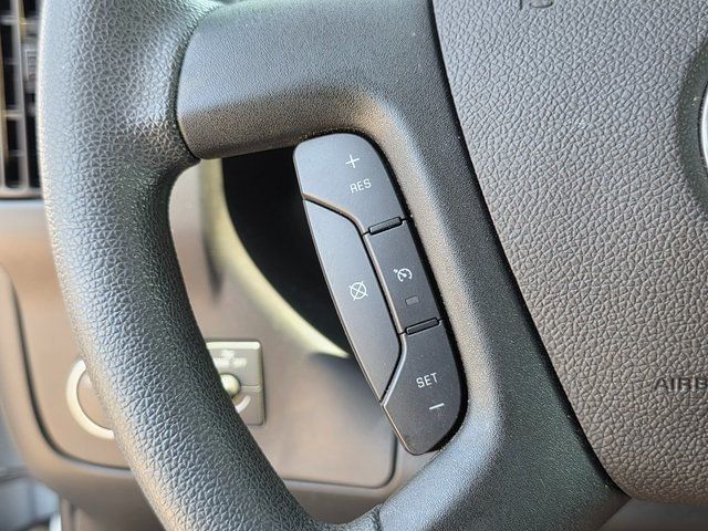 2020 Chevrolet Express Passenger RWD 2500 135" LT - 22881906 - 24