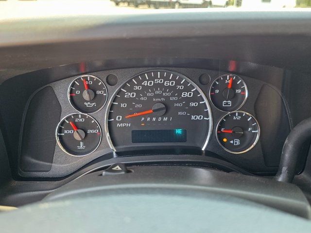 2020 Chevrolet Express Passenger RWD 2500 135" LT - 22884280 - 21