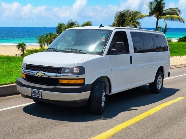 2020 Chevrolet Express Passenger RWD 2500 135" LT - 22884280 - 2