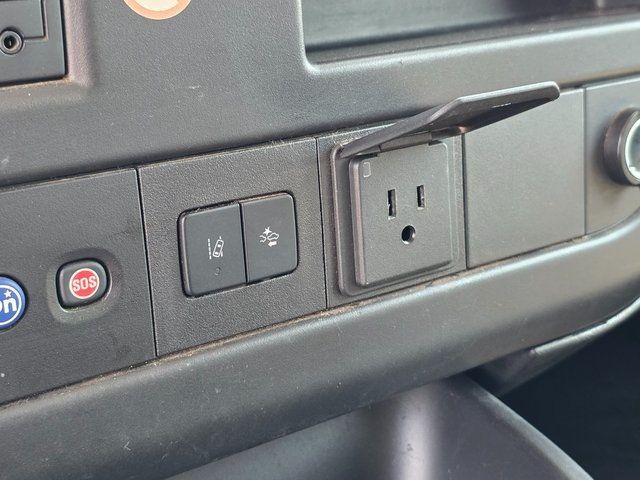 2020 Chevrolet Express Passenger RWD 2500 135" LT - 22884280 - 33