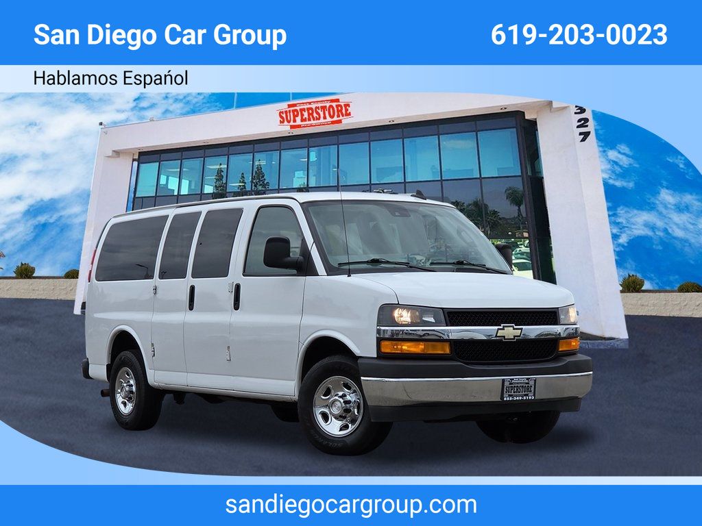 2020 Chevrolet Express Passenger RWD 2500 135" LT - 22971920 - 0