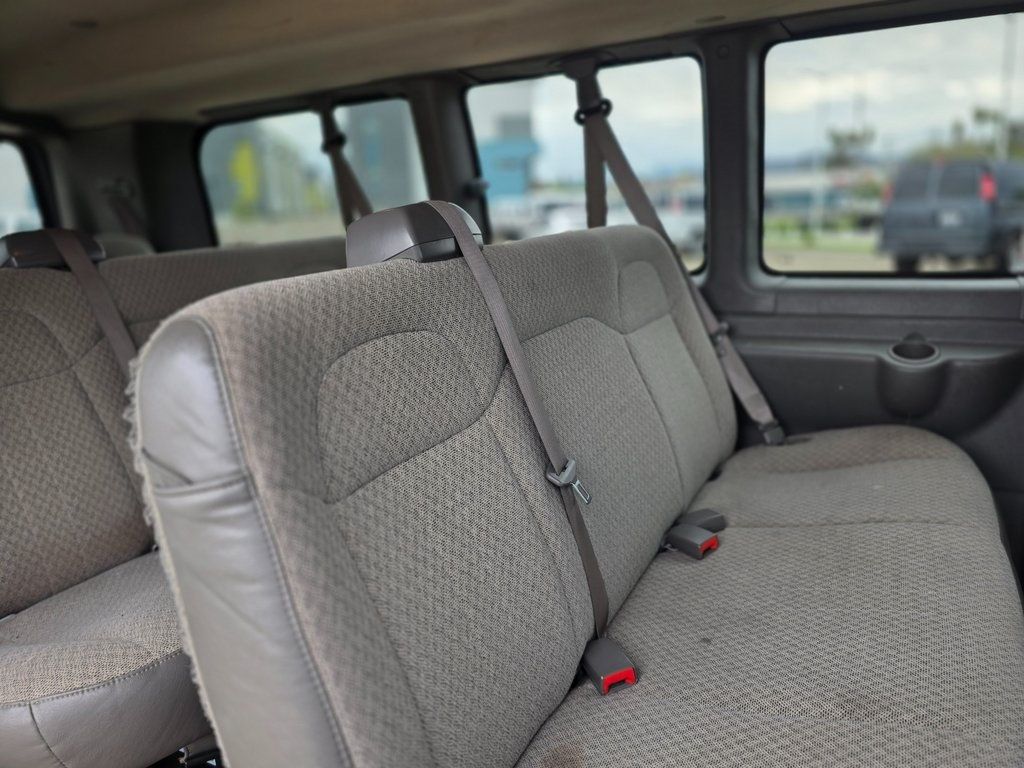 2020 Chevrolet Express Passenger RWD 2500 135" LT - 22971920 - 13