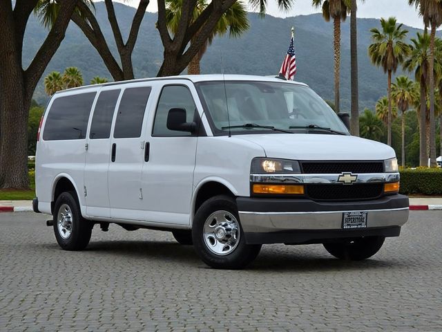 2020 Chevrolet Express Passenger RWD 2500 135" LT - 22971920 - 1