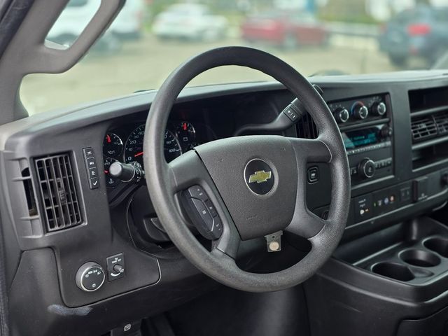 2020 Chevrolet Express Passenger RWD 2500 135" LT - 22971920 - 19