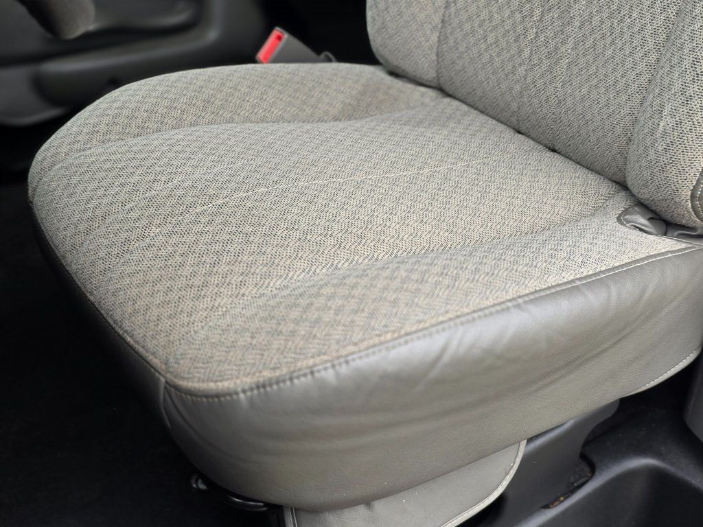 2020 Chevrolet Express Passenger RWD 2500 135" LT - 22971920 - 20