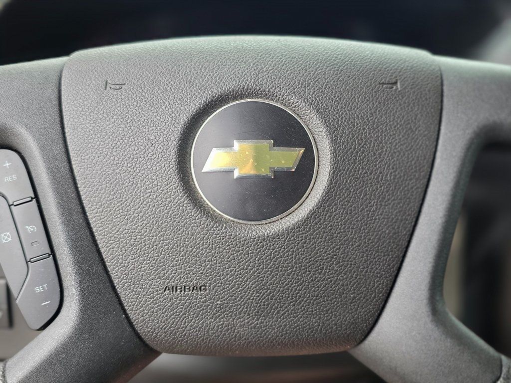 2020 Chevrolet Express Passenger RWD 2500 135" LT - 22971920 - 28