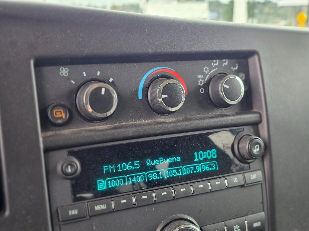 2020 Chevrolet Express Passenger RWD 2500 135" LT - 22971920 - 29