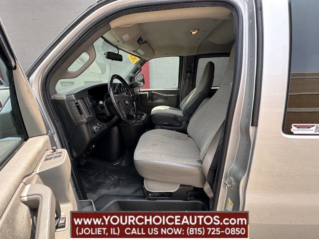 2020 Chevrolet Express Passenger RWD 3500 155" LS - 22861314 - 10