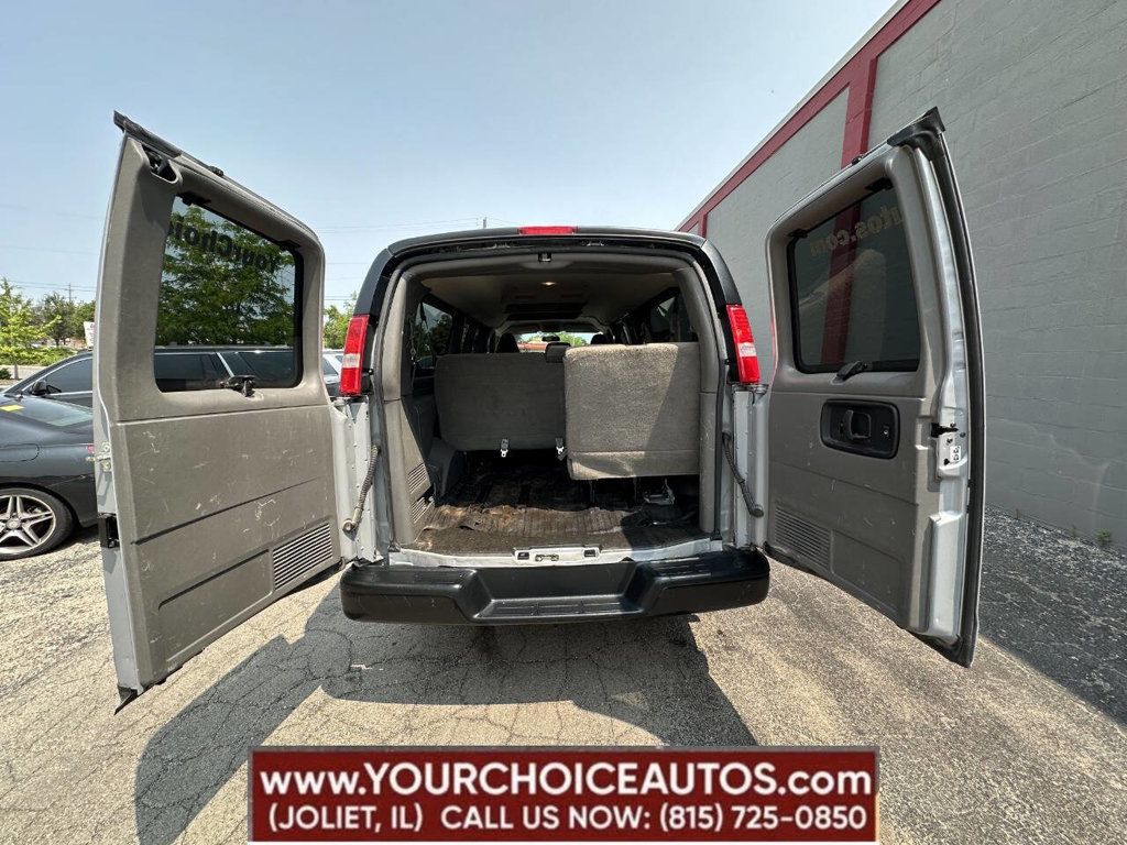 2020 Chevrolet Express Passenger RWD 3500 155" LS - 22861314 - 4