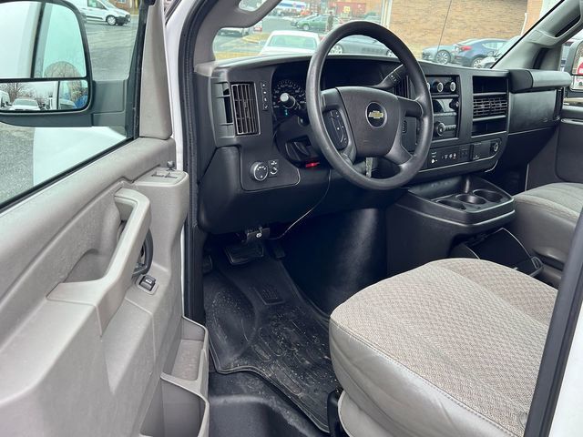 2020 Chevrolet Express Passenger RWD 3500 155" LT - 22997318 - 9