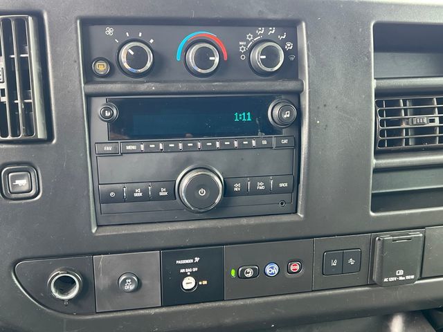 2020 Chevrolet Express Passenger RWD 3500 155" LT - 22997318 - 19