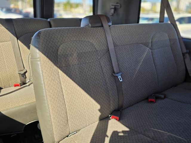 2020 Chevrolet Express Passenger RWD 3500 155" LT - 22988946 - 15