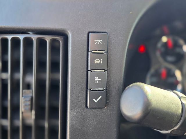 2020 Chevrolet Express Passenger RWD 3500 155" LT - 22988946 - 36