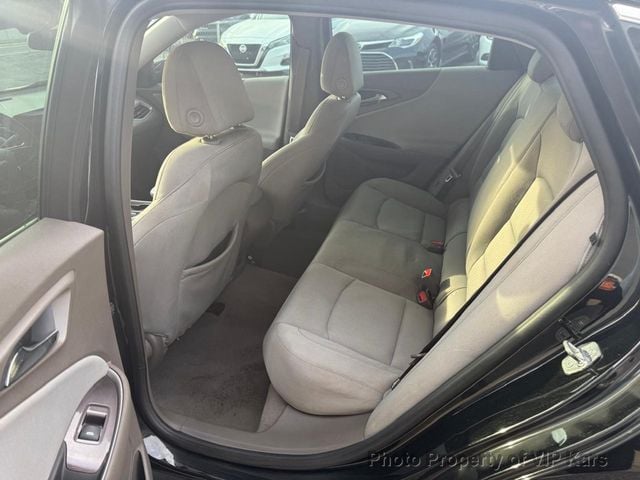 2020 Chevrolet Malibu 4dr Sedan LS w/1LS - 22922763 - 11