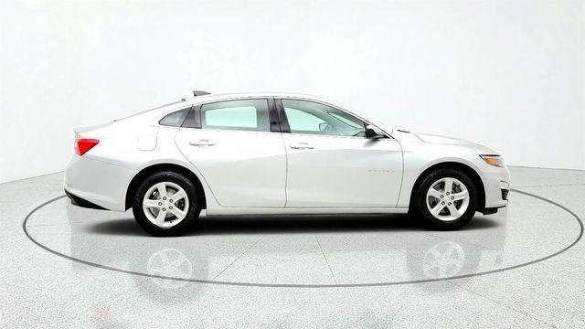 2020 Chevrolet Malibu 4dr Sedan LS w/ Driver Confidence Pkgs - 23079637 - 3