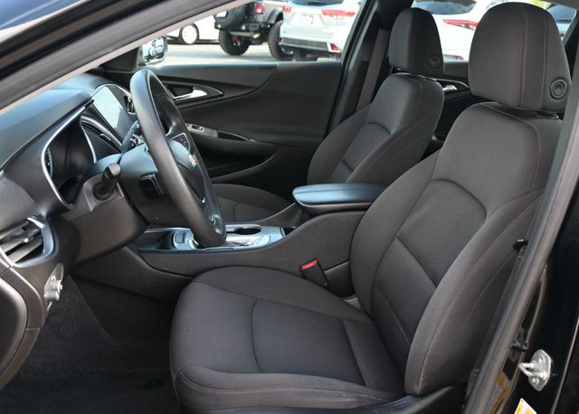 2020 Chevrolet Malibu 4dr Sedan LT - 22995918 - 11