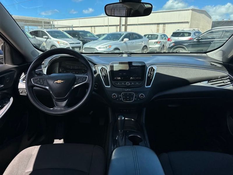 2020 Chevrolet Malibu 1LT photo 12