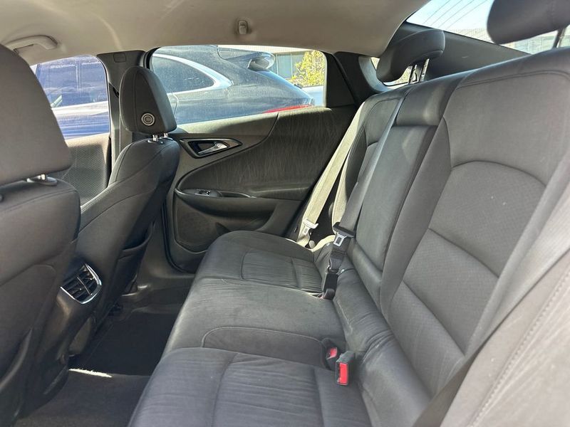 2020 Chevrolet Malibu 4dr Sedan LT - 23001944 - 14