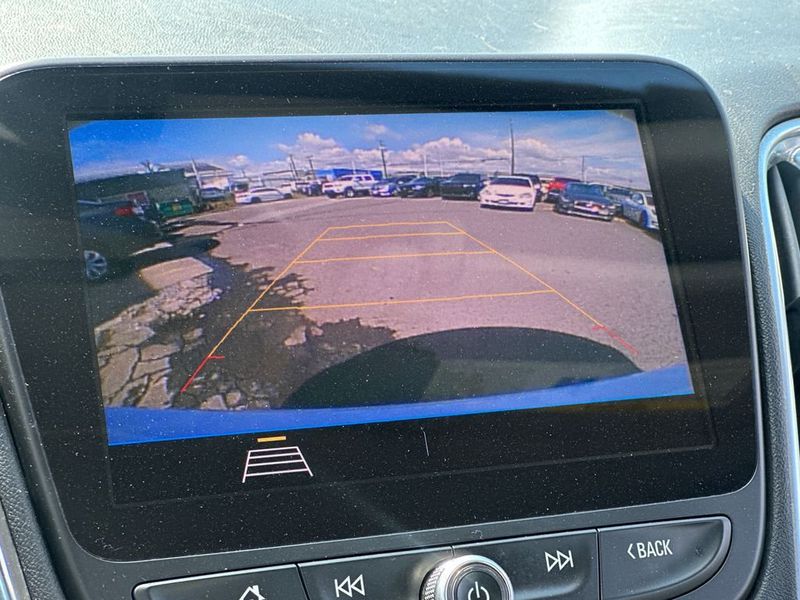 2020 Chevrolet Malibu 4dr Sedan LT - 23001944 - 16