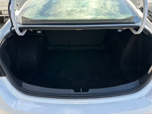 2020 Chevrolet Malibu 4dr Sedan LT - 23001944 - 19