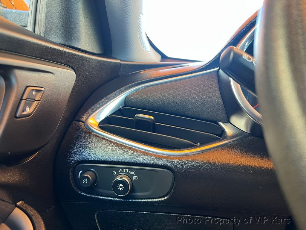 2020 Chevrolet Malibu 4dr Sedan LT - 22940001 - 9