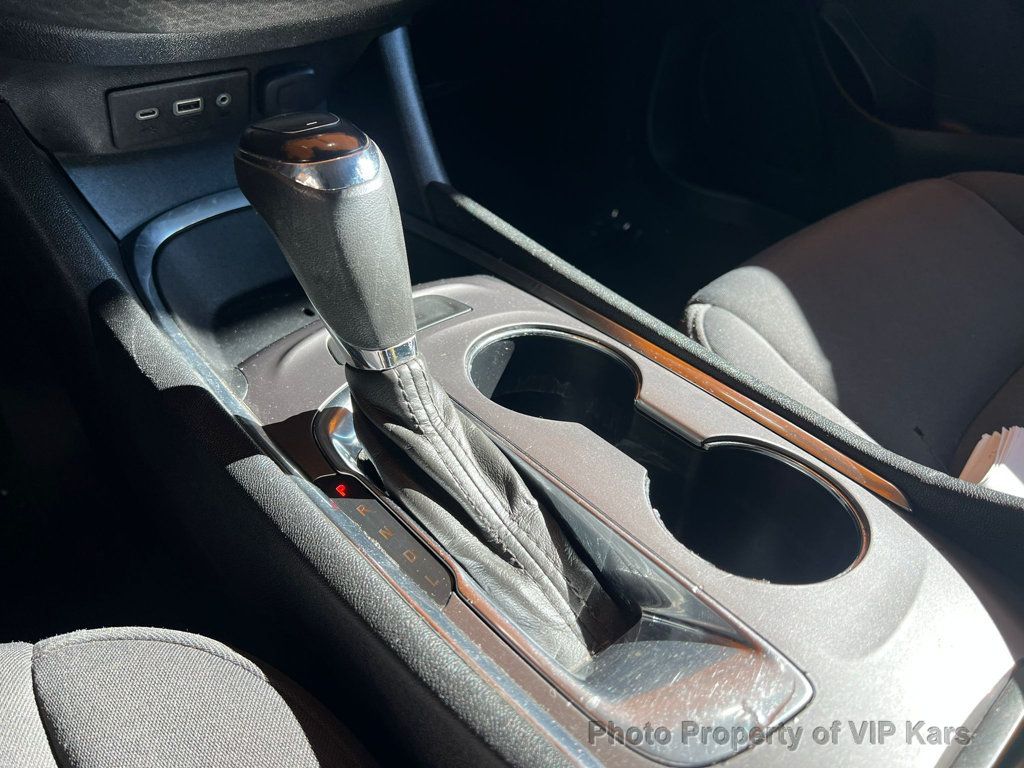 2020 Chevrolet Malibu 4dr Sedan LT - 22940001 - 13