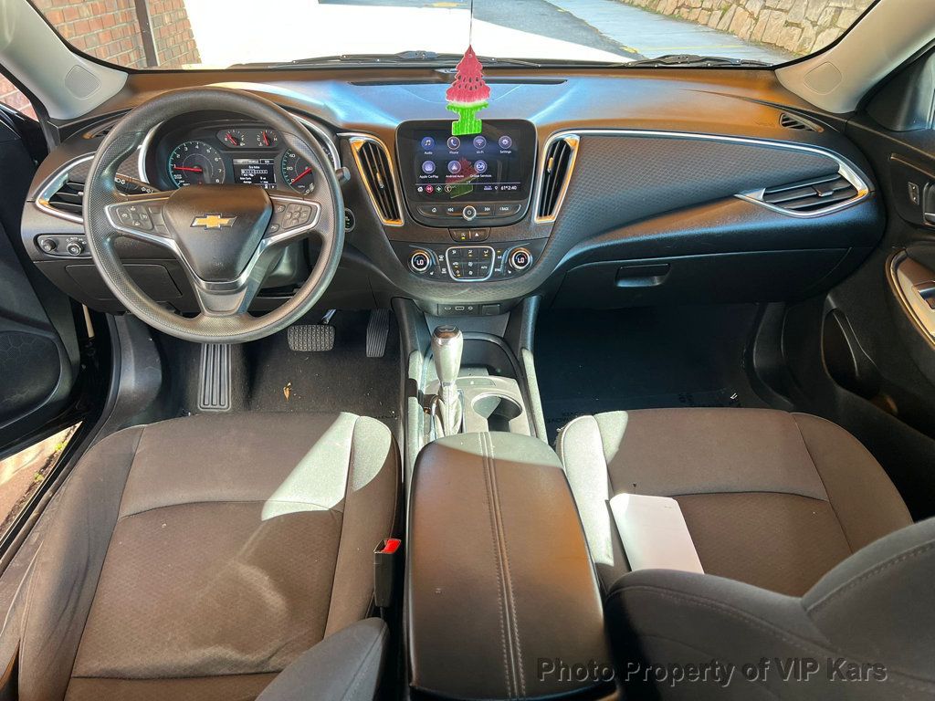2020 Chevrolet Malibu 4dr Sedan LT - 22940001 - 17