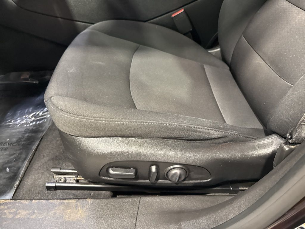 2020 Chevrolet Malibu 4dr Sedan LT - 22992977 - 25