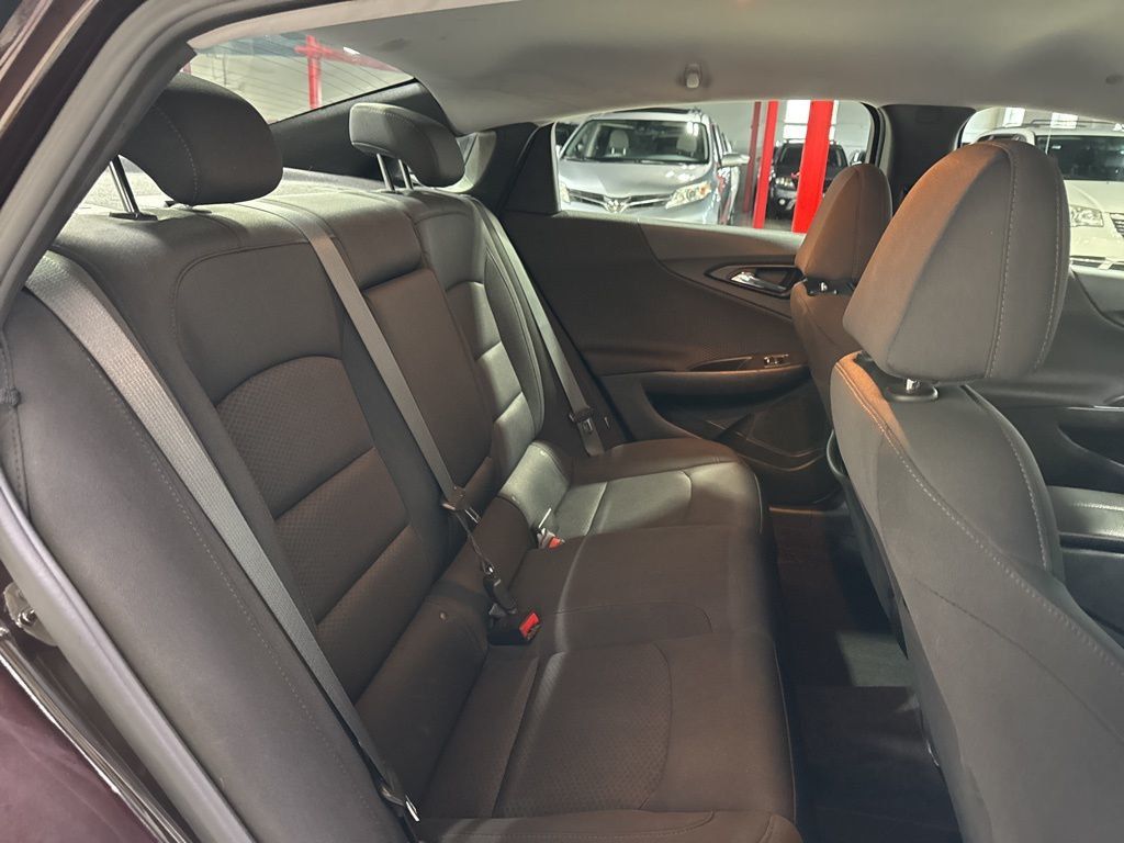 2020 Chevrolet Malibu 4dr Sedan LT - 22992977 - 36