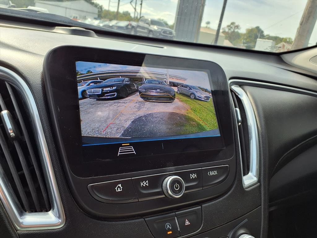 2020 Chevrolet Malibu 4dr Sedan LT - 22927307 - 11