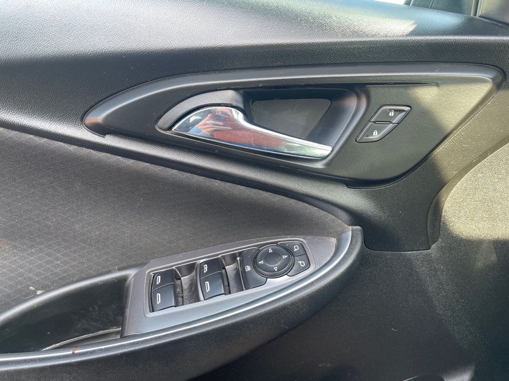 2020 Chevrolet Malibu 4dr Sedan LT - 22975214 - 15
