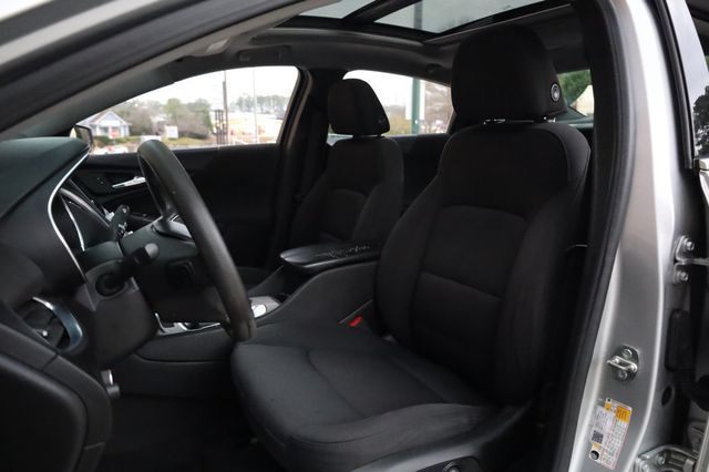 2020 Chevrolet Malibu 4dr Sedan LT w/ Sunroof - 22949441 - 13