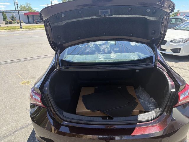 2020 Chevrolet Malibu 4dr Sedan Premier - 23041396 - 11