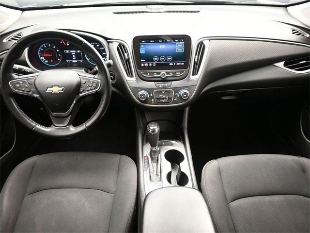 2020 Chevrolet Malibu 4dr Sedan RS - 22981119 - 17