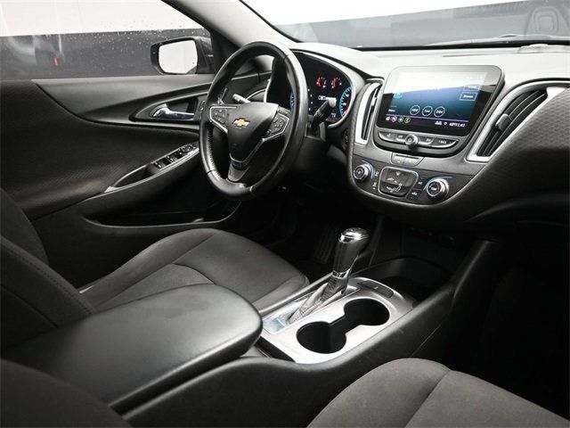 2020 Chevrolet Malibu 4dr Sedan RS - 22981119 - 19