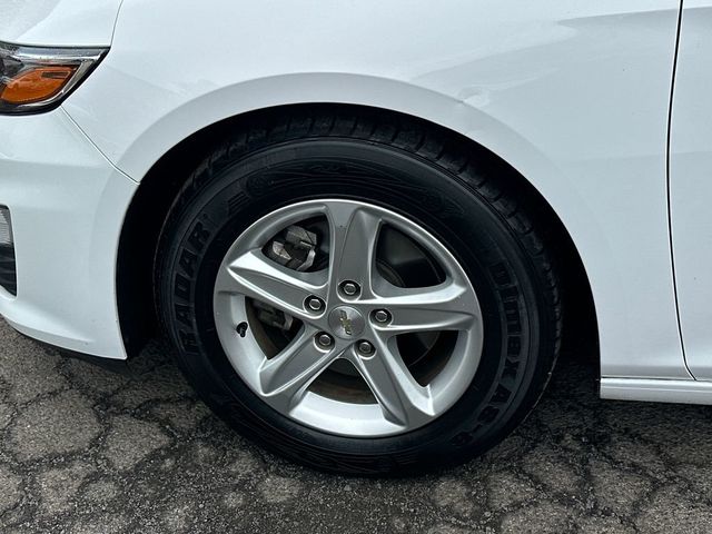 2020 Chevrolet Malibu LS - 23010617 - 11