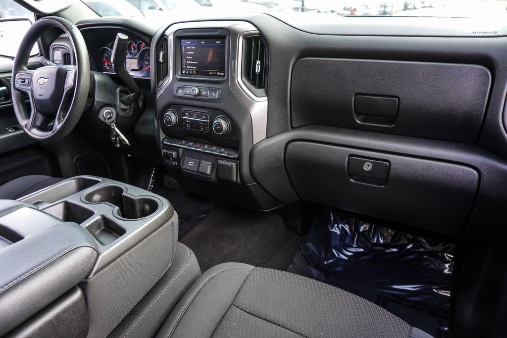 2020 Chevrolet Silverado 1500 Custom photo 4