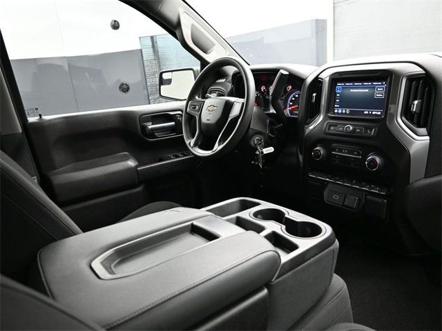 2020 Chevrolet Silverado 1500 2WD Crew Cab 147" Custom - 22933629 - 17