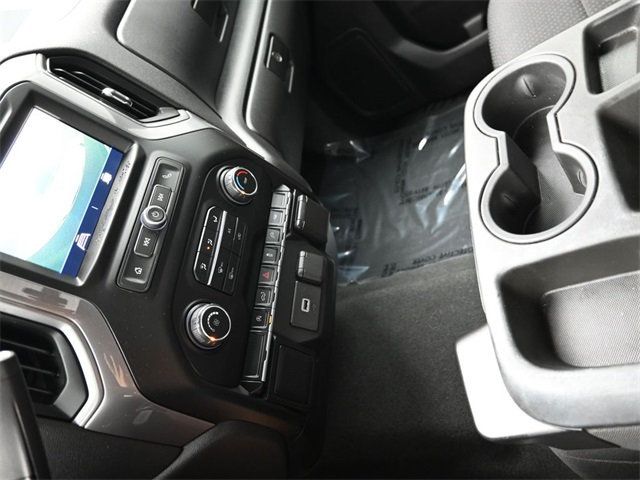 2020 Chevrolet Silverado 1500 2WD Crew Cab 147" Custom - 22933629 - 21