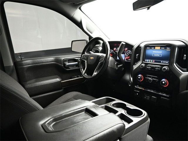 2020 Chevrolet Silverado 1500 LT photo 16