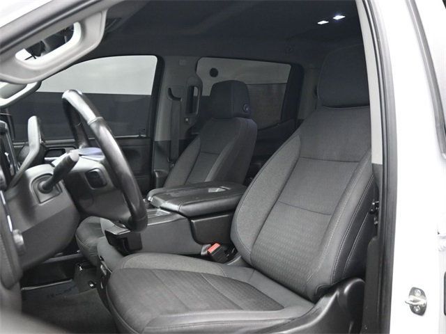 2020 Chevrolet Silverado 1500 LT photo 5