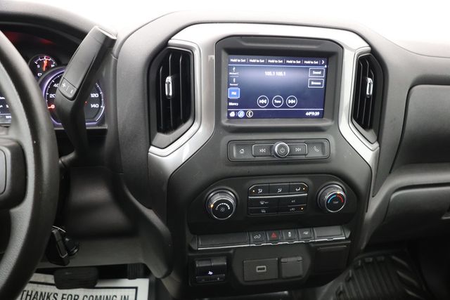 2020 Chevrolet Silverado 1500 2WD Reg Cab 140'' Work Truck w/ Tommy Gate & Convenience Pkg - 22994712 - 10