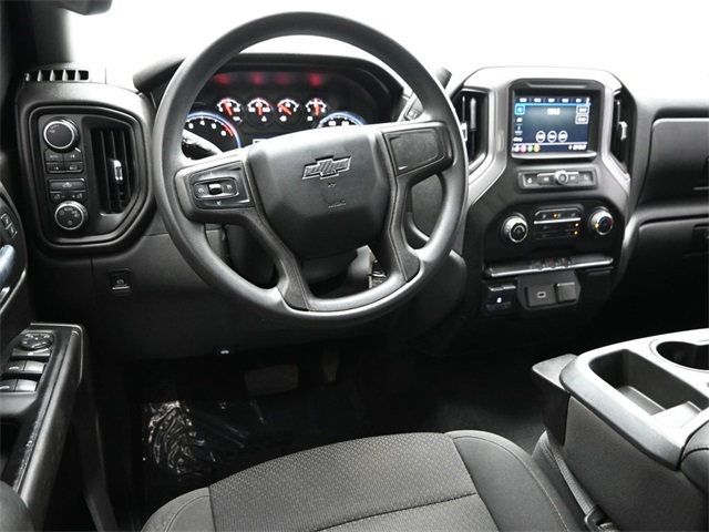 2020 Chevrolet Silverado 1500 Custom photo 14