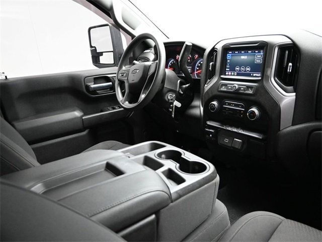 2020 Chevrolet Silverado 1500 Custom photo 15