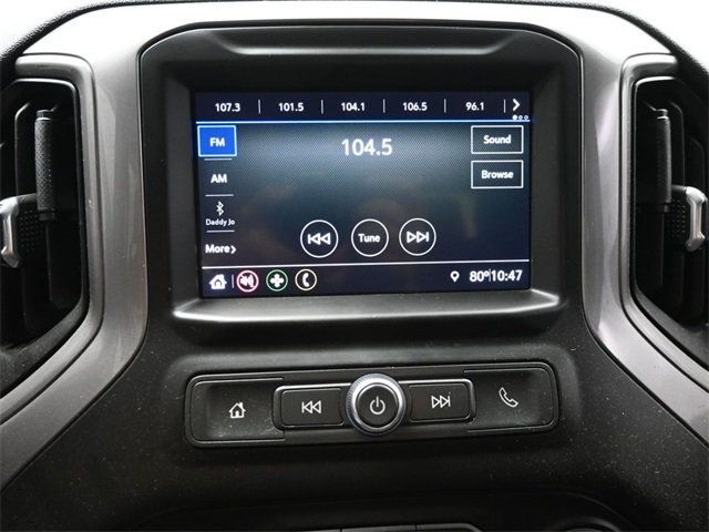 2020 Chevrolet Silverado 1500 Custom photo 16