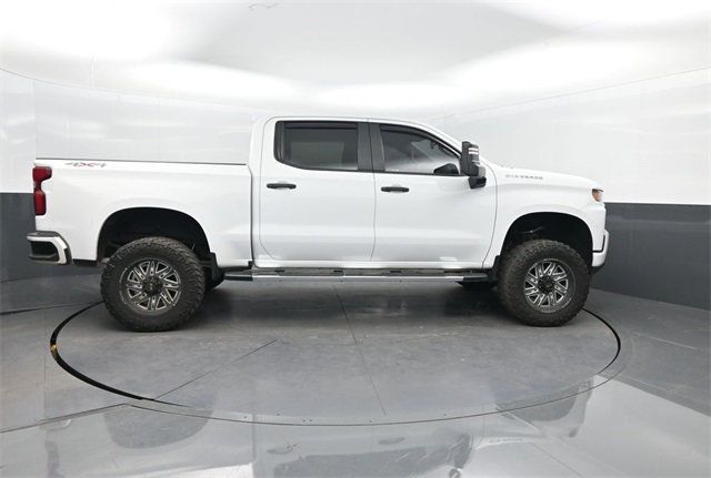 2020 Chevrolet Silverado 1500 Custom photo 26
